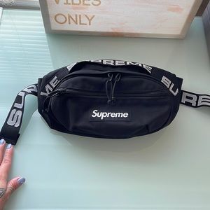 Supreme black waist bag SS18